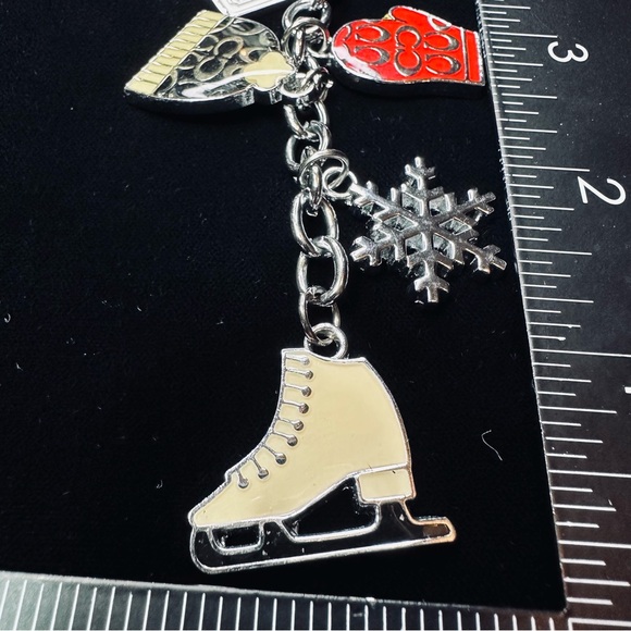 COACH Ice Skate Winter Keychain - Picture 4 of 5